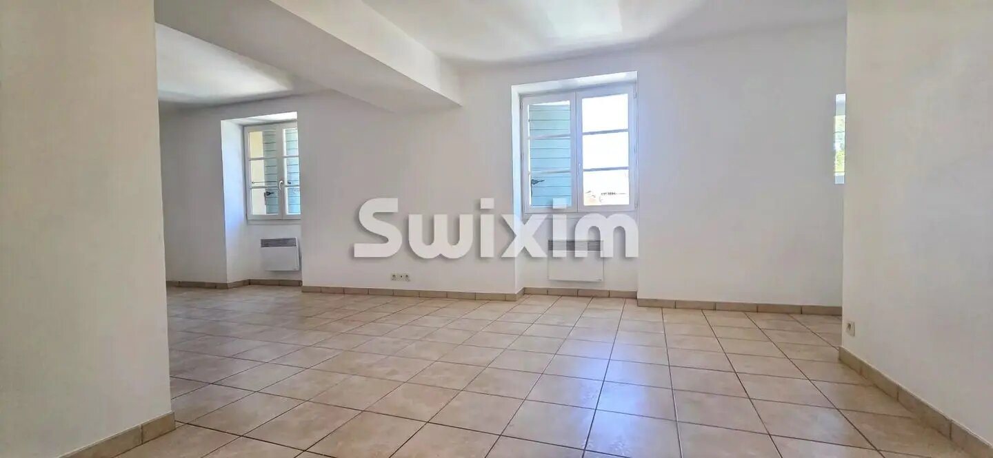 Maison à louer, 84m², Caderousse