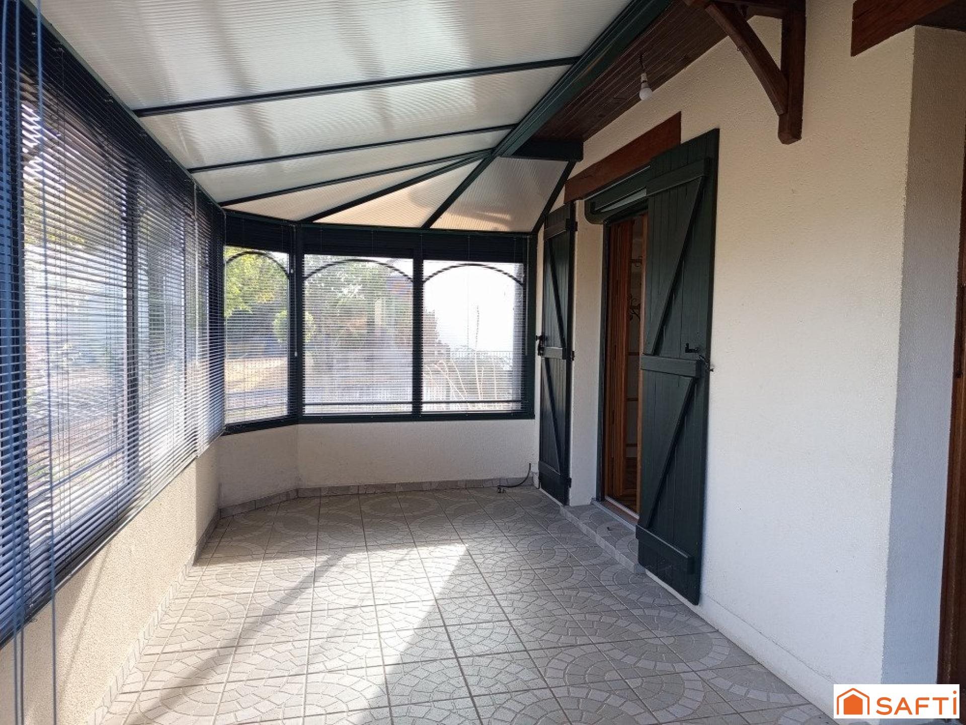 Maison à vendre, 89m², Farges-en-Septaine