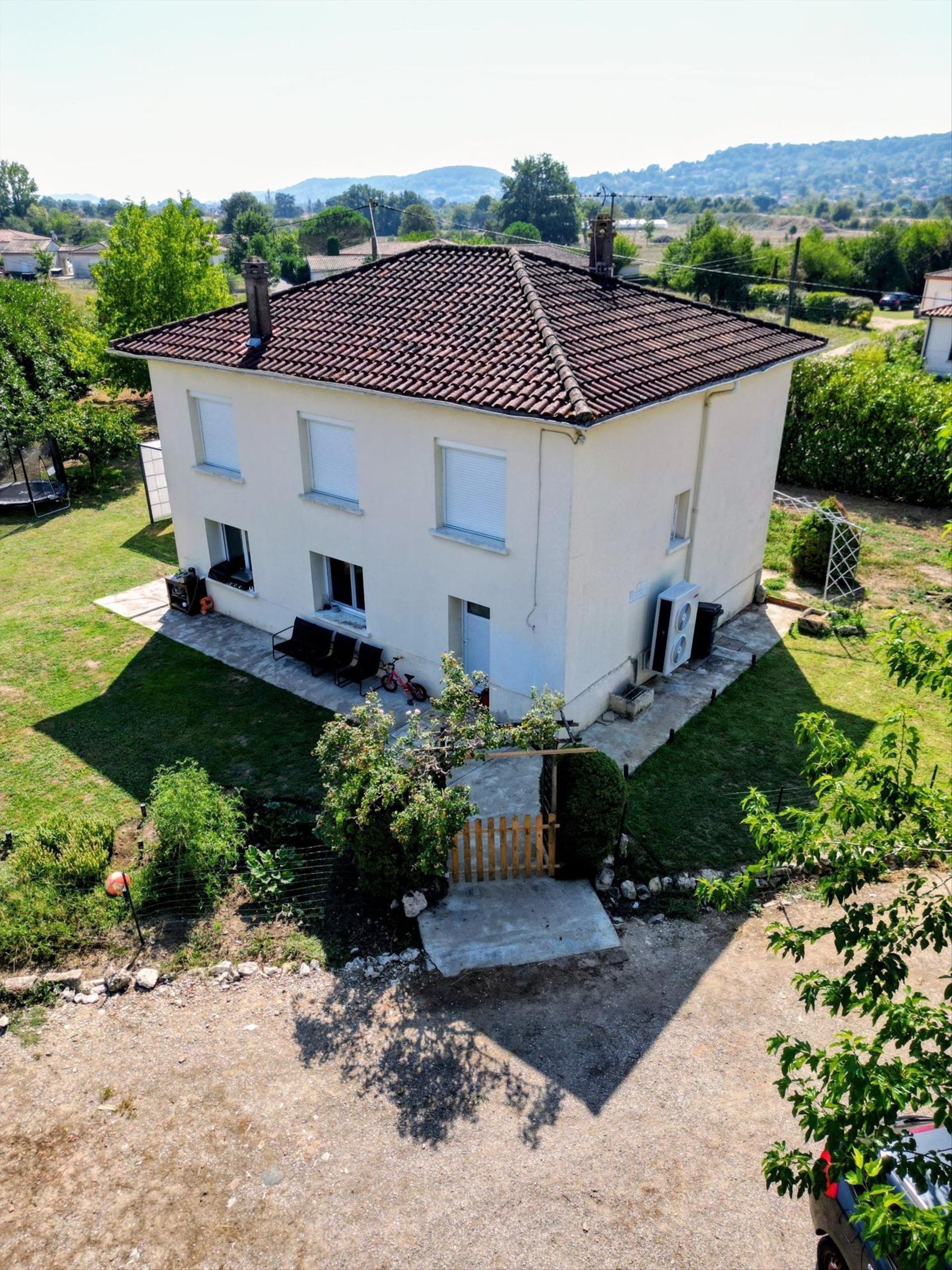 Maison à vendre, 119m², Bias