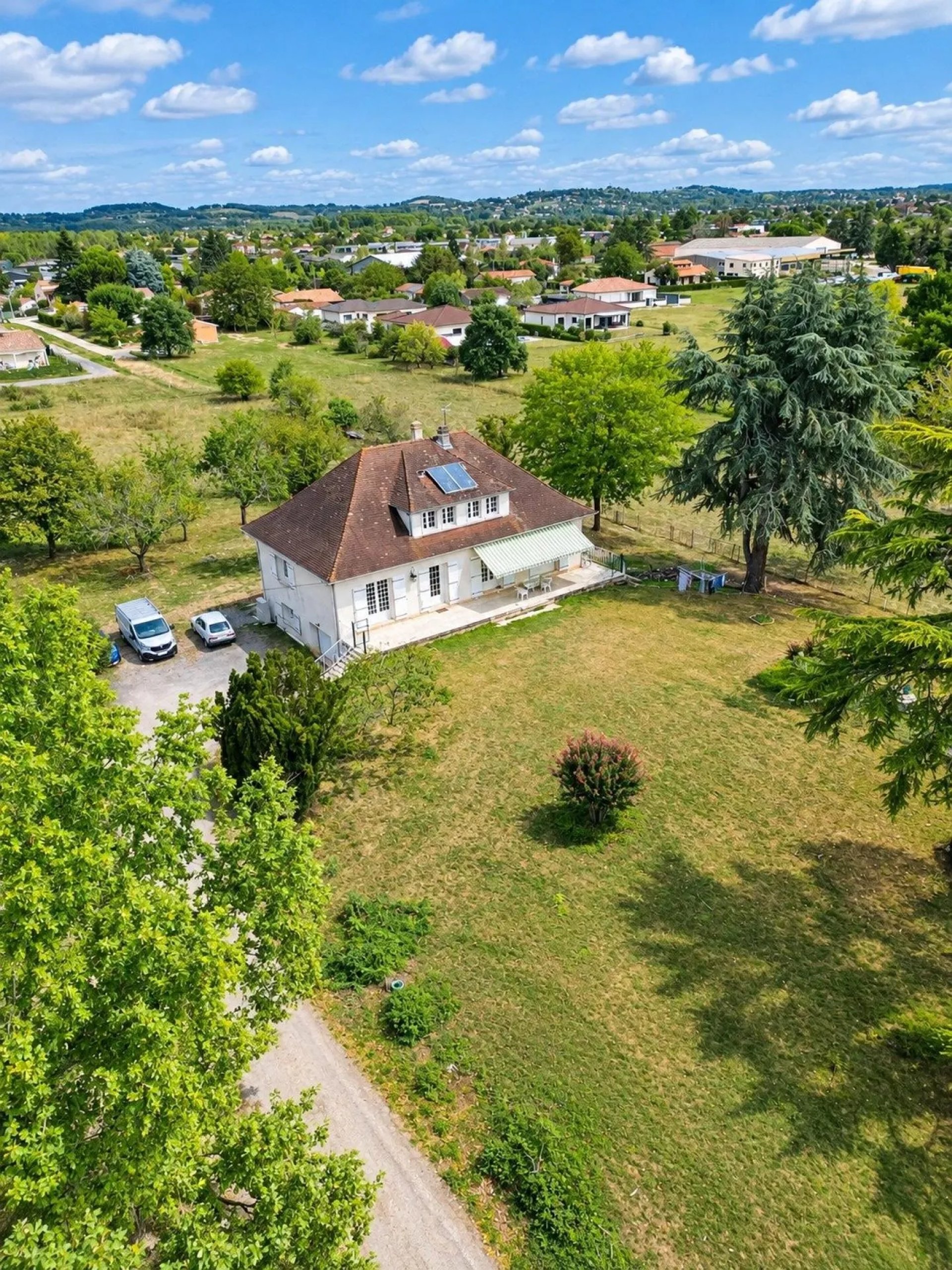 Maison à vendre, 180m², Bias