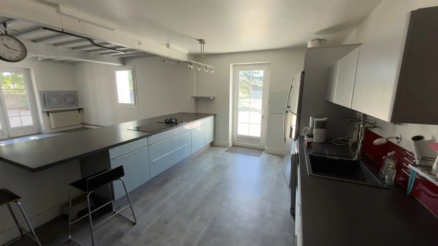 Maison à vendre, 262m², Montélier