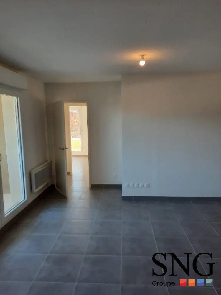 Appartement à louer, 78m², Vedène
