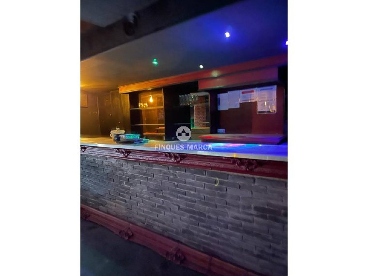 Commercial premises for sale in Andorra la Vella · 16 of 19