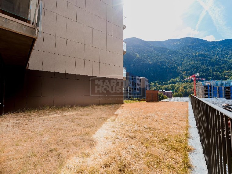 Pis de 2 habitacions en venda a Encamp · 26 de 60