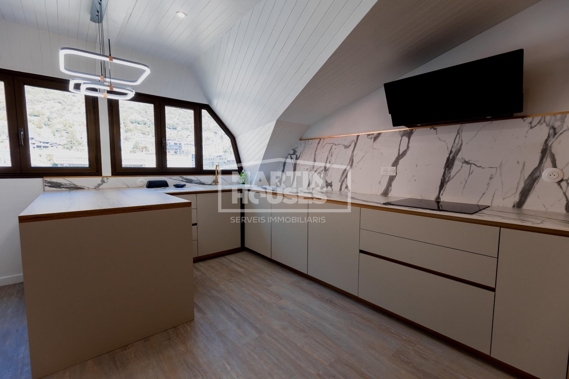 3-bedroom penthouse for sale in Andorra la Vella · 2 of 3