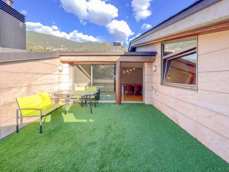 3-bedroom penthouse for sale in Escaldes-Engordany · 11 of 60