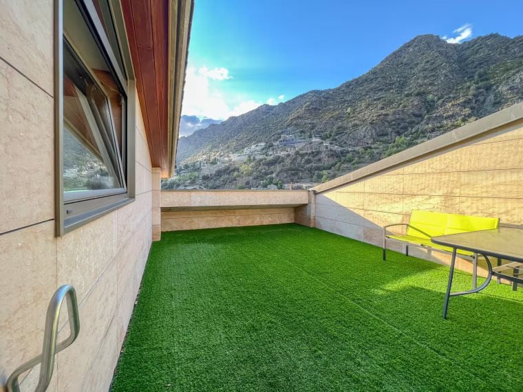 3-bedroom penthouse for sale in Escaldes-Engordany · 12 of 60
