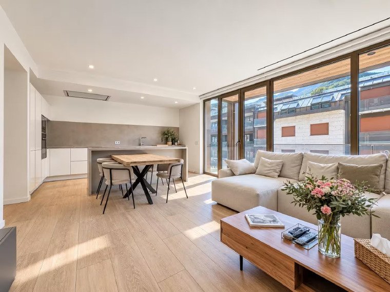 3-bedroom flat for sale in Escaldes-Engordany · 2 of 3