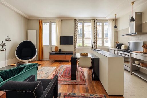 Annonce · à Paris 18ème · 54 m² · 577 000 €