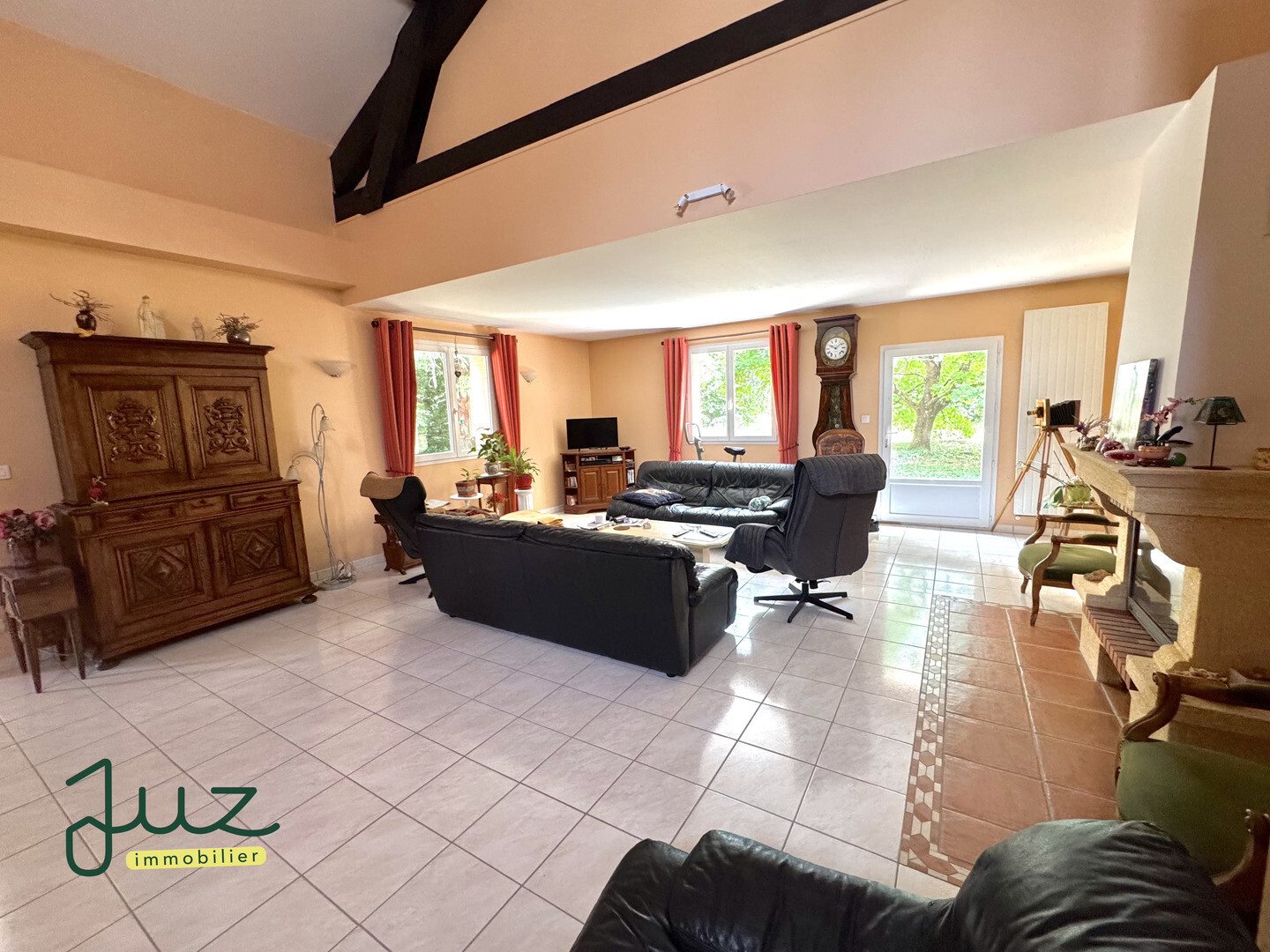 Maison à vendre, 263m², Sury-le-Comtal