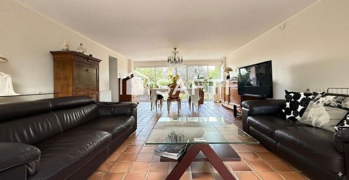 Maison à vendre, 134m², Clermont-le-Fort
