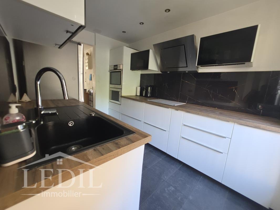 Appartement à vendre, 70m², Aubagne
