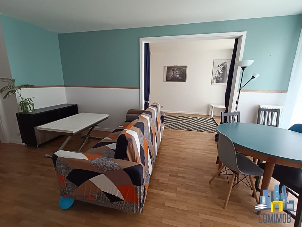 Appartement à louer, 82m², Courbevoie
