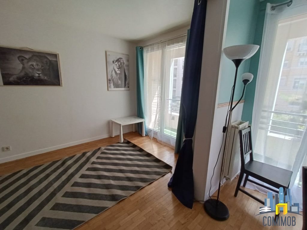 Appartement à louer, 82m², Courbevoie