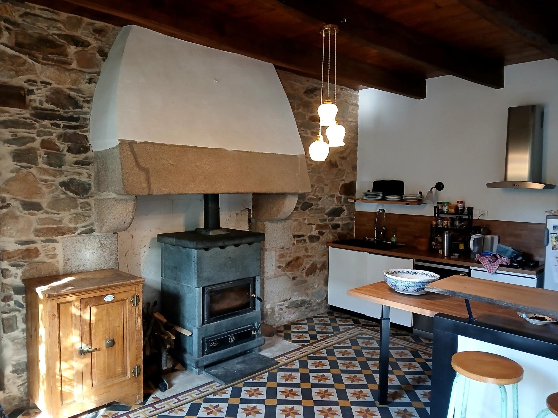 Maison à vendre, 124m², Plouégat-Guérand