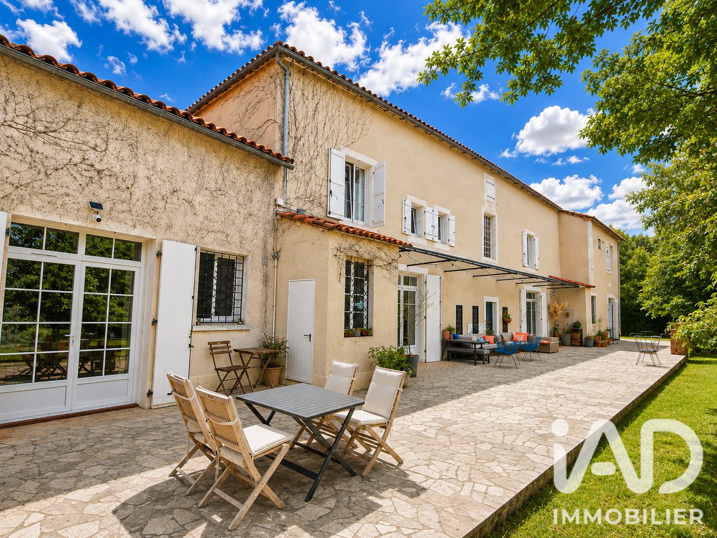 Maison à vendre, 353m², Saint-Claud