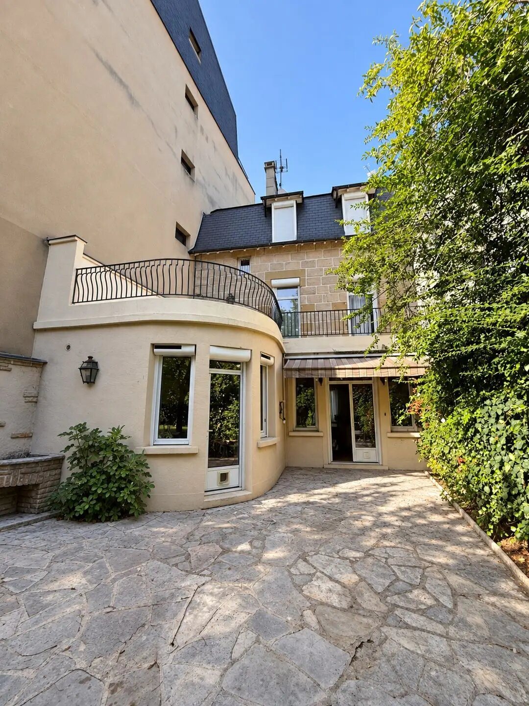 Maison à louer, 180m², Brive-la-Gaillarde
