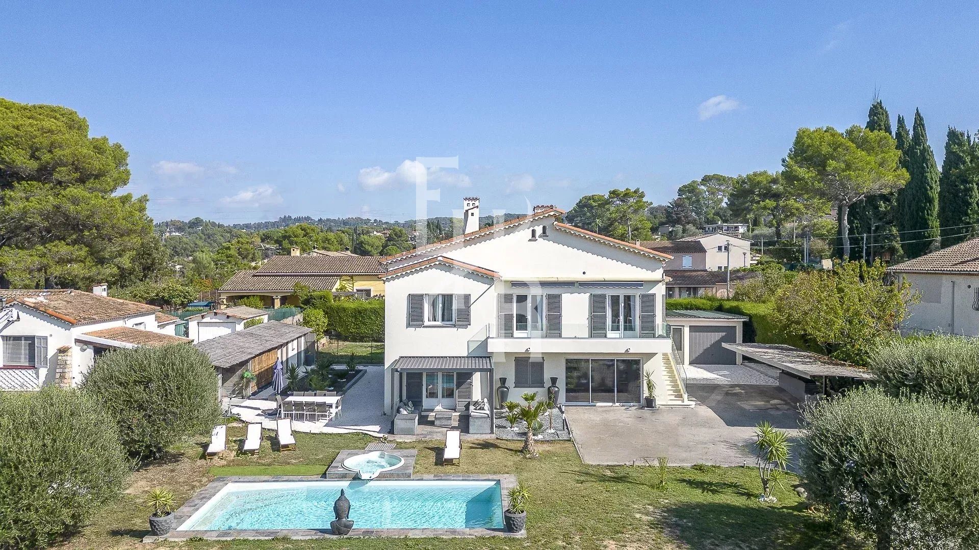 Maison à vendre, 240m², Mougins