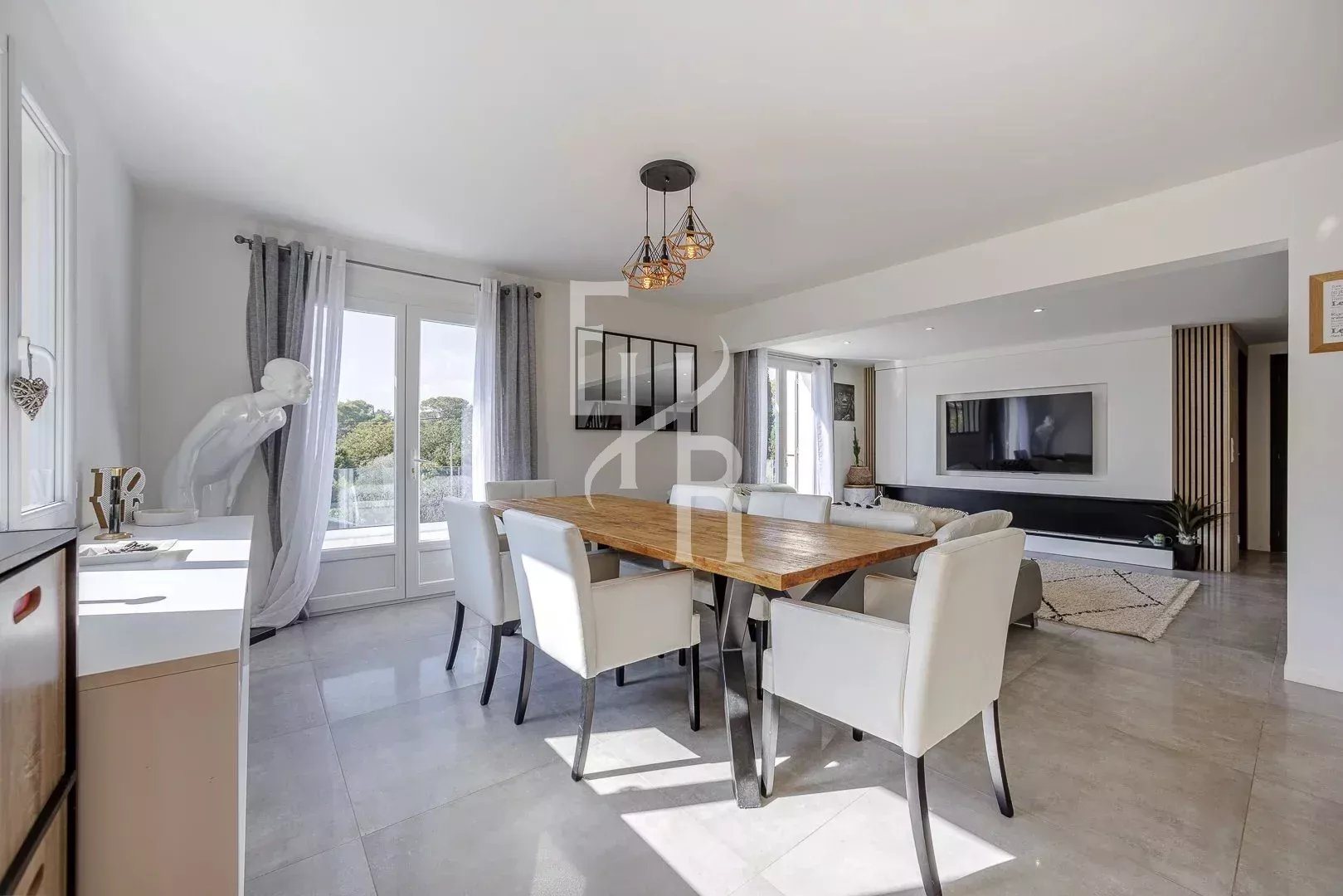 Maison à vendre, 240m², Mougins