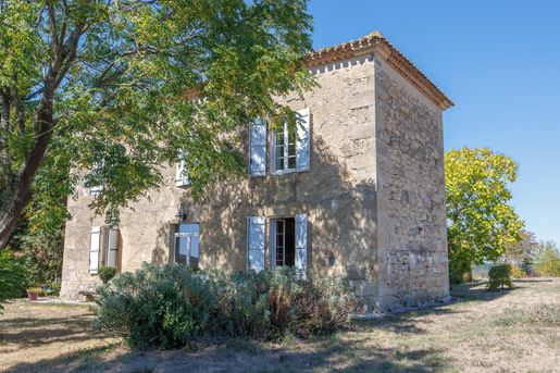 Maison 6 pièces 241 m² · à Nérac · 241 m² · 495 000 €