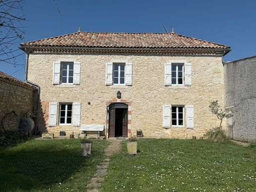 Maison 4 pièces 97 m² · à Valence-sur-Baïse · 97 m² · 215 000 €