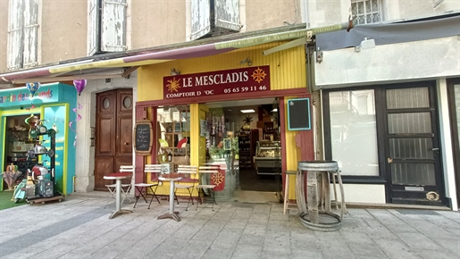 Local commercial 93 m² · à Millau · 93 m² · 67 000 €