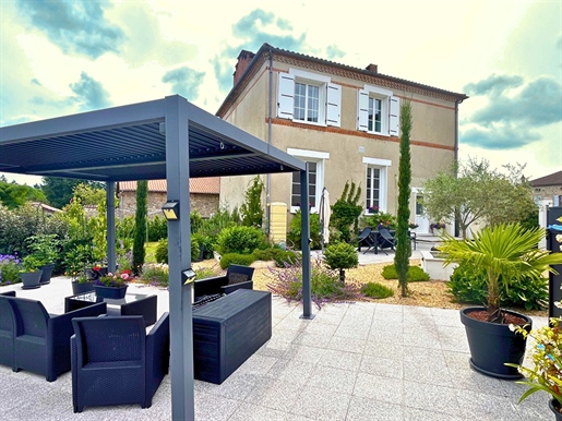 Maison 6 pièces 117 m² · à La Chapelle-Montbrandeix · 117 m² · 213 000 €
