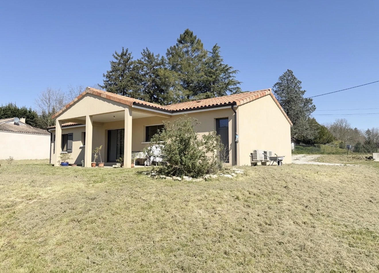 Maison à vendre, 101m², Cubjac-Auvézère-Val d'Ans