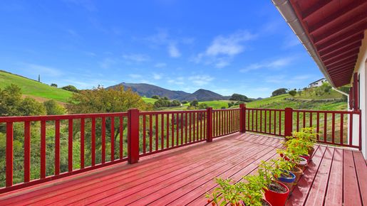 Maison 4 pièces 122 m² · à Macaye · 122 m² · 439 000 €