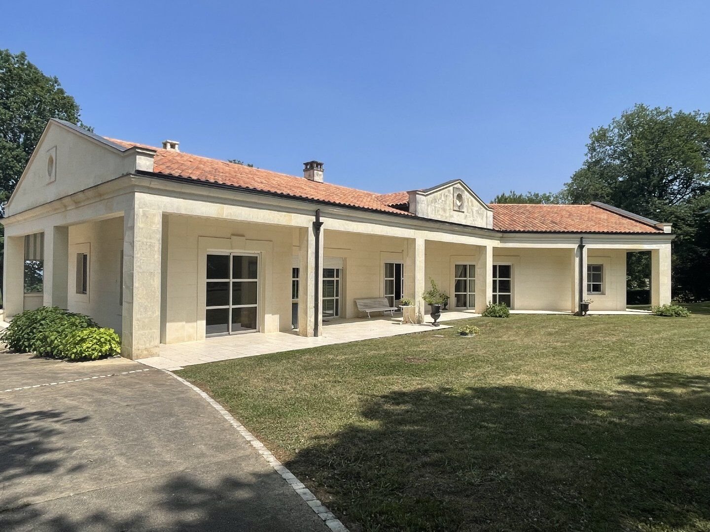 Maison à vendre, 247m², Terrasson-Lavilledieu