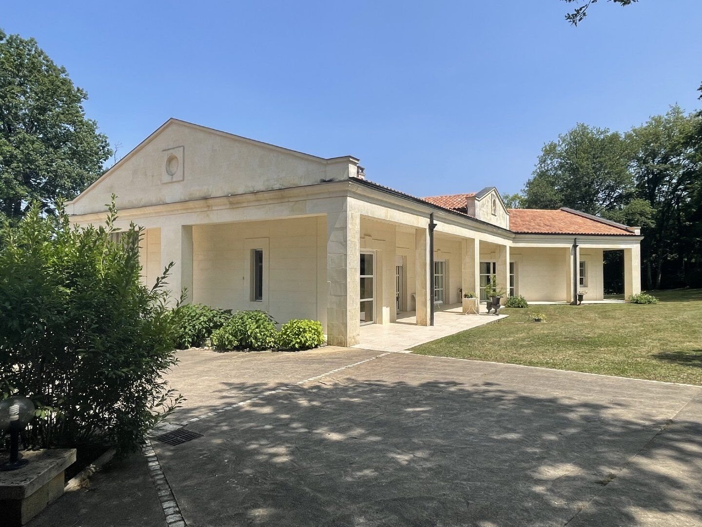 Maison à vendre, 247m², Terrasson-Lavilledieu