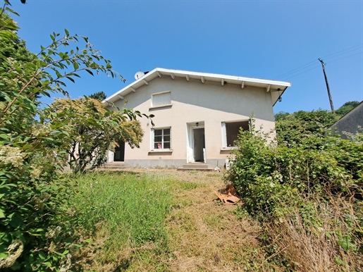 6 pièces 198 m² · à Segonzac · 198 m² · 132 500 €