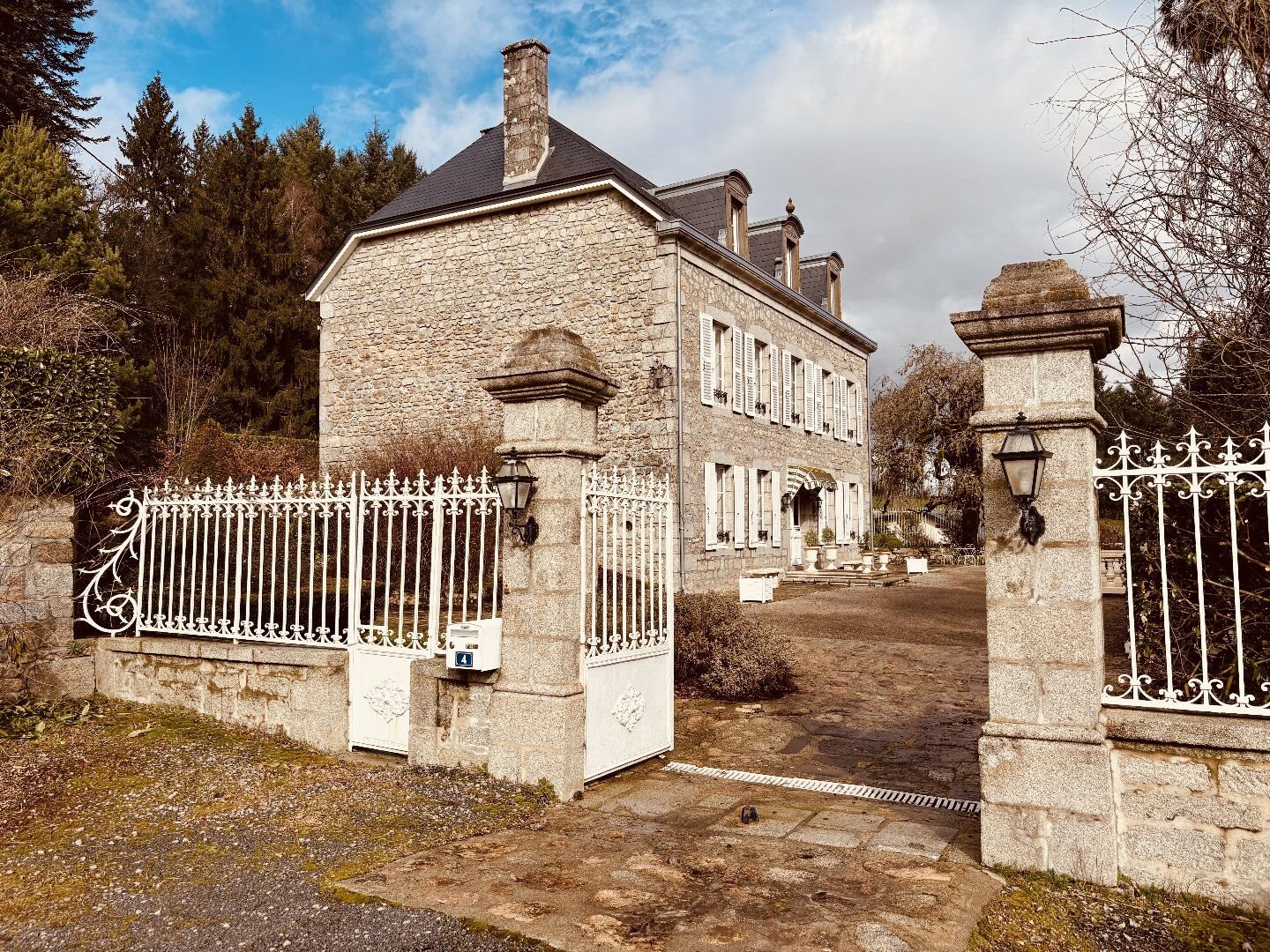Maison à vendre, 677m², Ussel