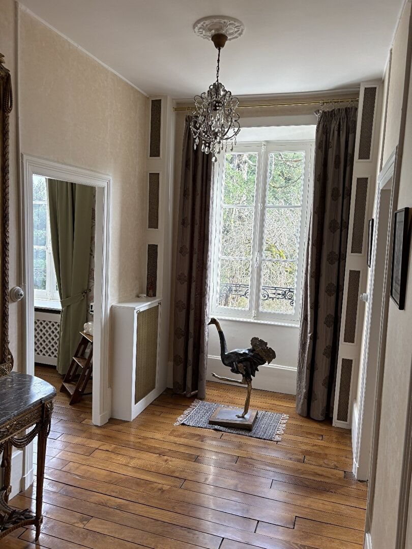 Maison à vendre, 677m², Ussel