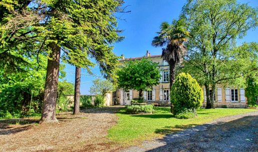 Maison 756 m² · à Vinax · 756 m² · 700 000 €