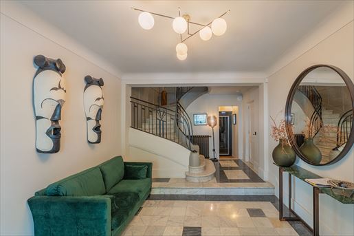 Maison 9 pièces 400 m² · à Neuilly-sur-Seine · 400 m² · 5 350 000 €