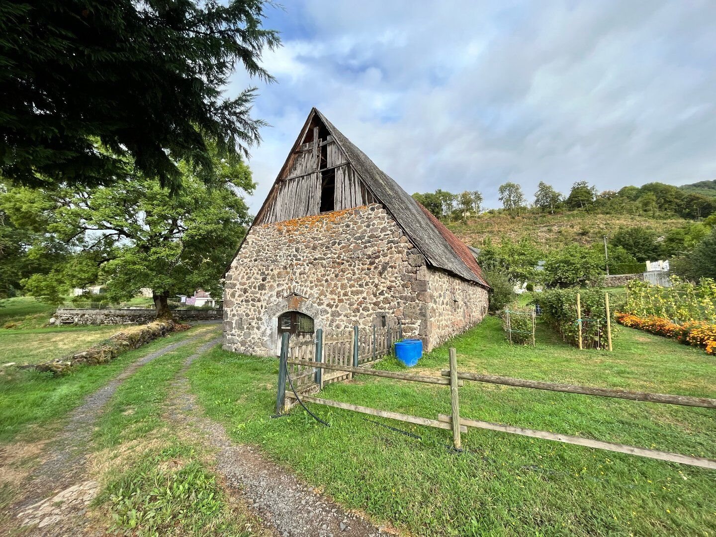 Maison à vendre, 370m², Vic-sur-Cère