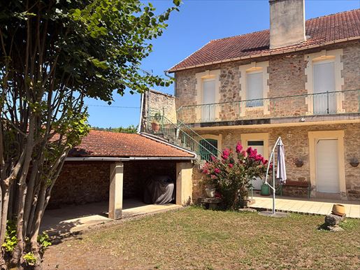 Maison 6 pièces 134 m² · à Capdenac-Gare · 134 m² · 202 000 €
