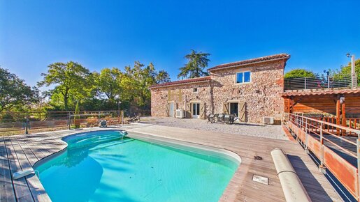 Maison 5 pièces 140 m² · à Cordes-sur-Ciel · 140 m² · 275 000 €