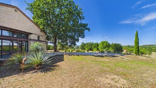 Maison 9 pièces 255 m² · à Cordes-sur-Ciel · 255 m² · 549 000 €