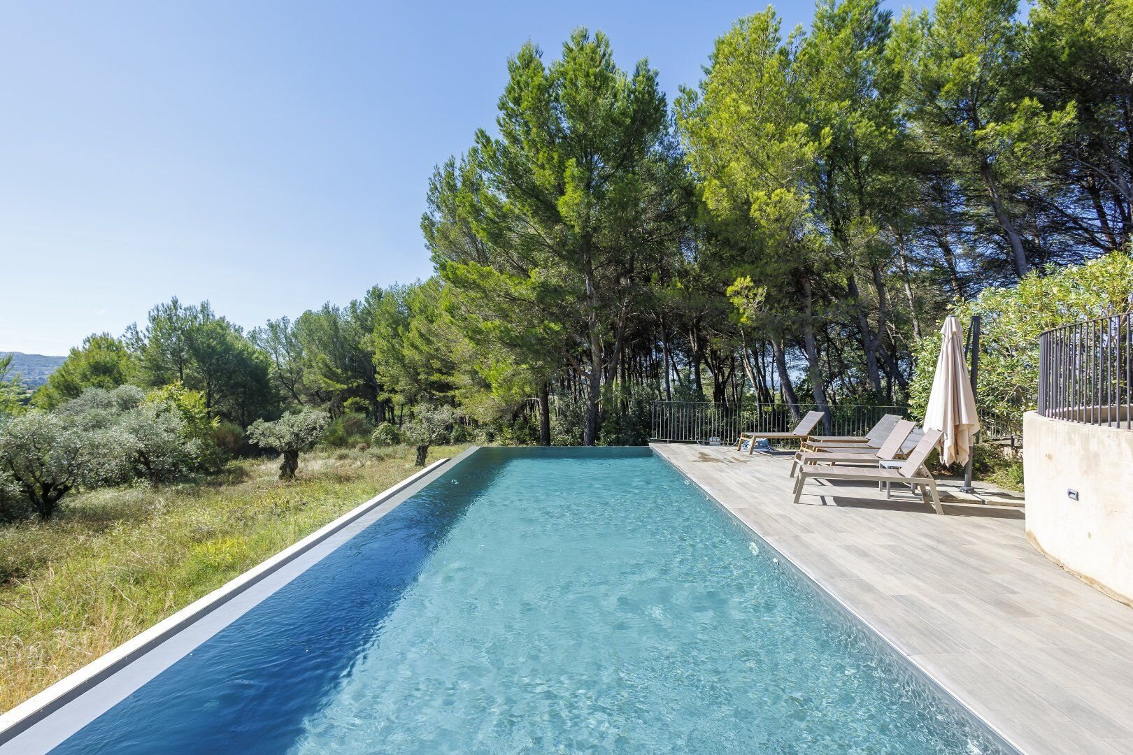 Maison à vendre, 320m², Mazan