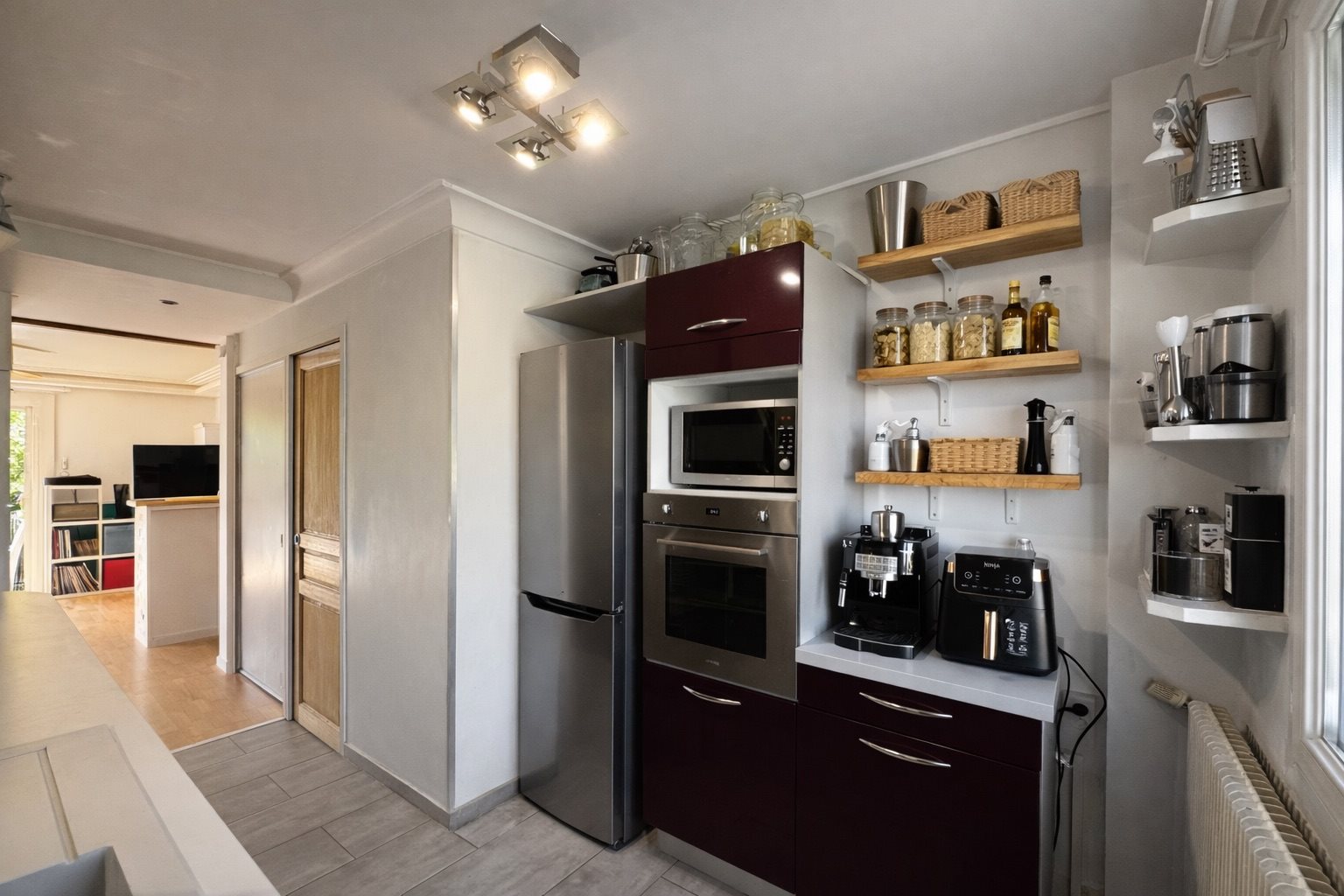Renovated apartment with balcony, garage and cellar - Near the ramparts of Avignon - Plus
