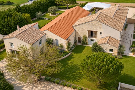 Maison 11 pièces 580 m² · à Saint-Alexandre · 580 m² · 1 095 000 €