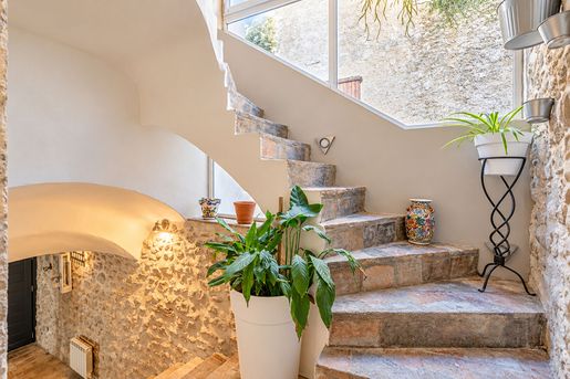 Maison 6 pièces 184 m² · à Saint-Ambroix · 184 m² · 185 000 €