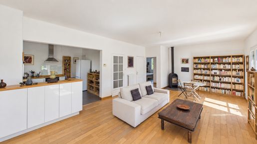 Maison 6 pièces 135 m² · à Sauveterre · 135 m² · 395 000 €