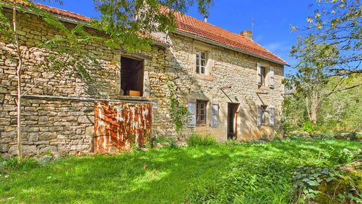Maison 5 pièces 83 m² · à La Capelle-Balaguier · 83 m² · 87 500 €