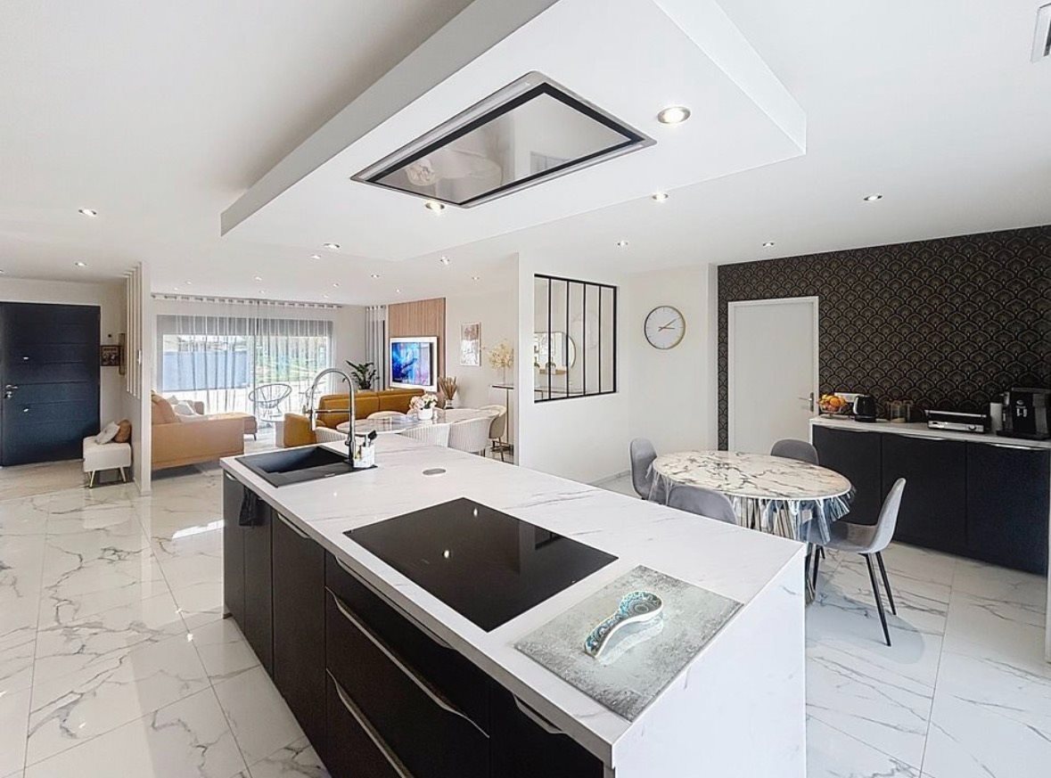 Maison à vendre, 152m², Bressols