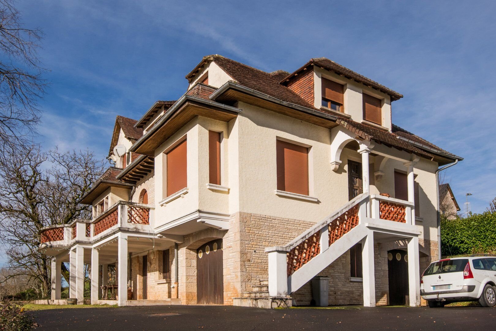 Maison à vendre, 260m², Beynat
