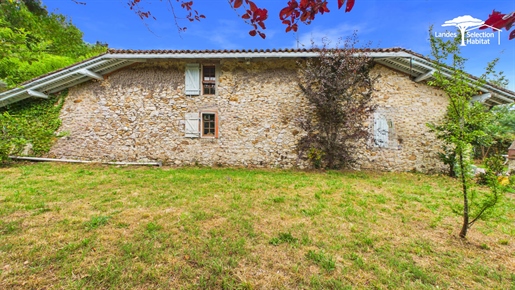 7 pièces 200 m² · à Cassen · 200 m² · 206 000 €