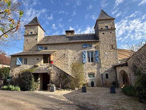Maison 10 pièces 234 m² · à Léobard · 234 m² · 345 000 €